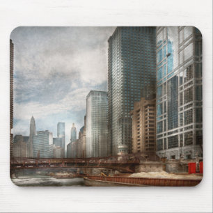 City - Chicago, IL - Building a new city Mouse Mat