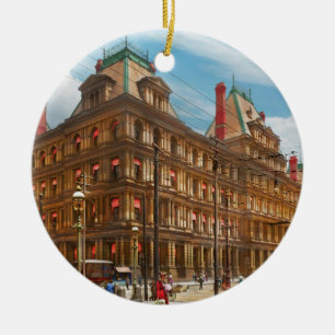 City - Cincinnati, OH - The Federal Building 1901 Ceramic Tree Decoration