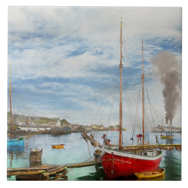 City - Mackinac Island MI - Nautical dude 1906 Tile (Front)