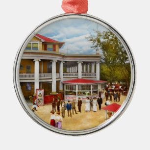 City - OH - The Chester Park Club House 1909 Metal Tree Decoration