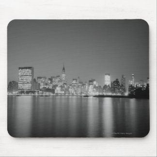 City skyline at night mouse mat