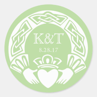 Claddagh Initials - Jade Classic Round Sticker