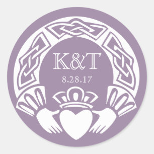 Claddagh Initials - Lilac Classic Round Sticker