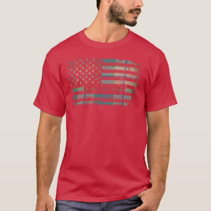 Clan Chisholm Colonial Scottish tartan US flag kil T-Shirt