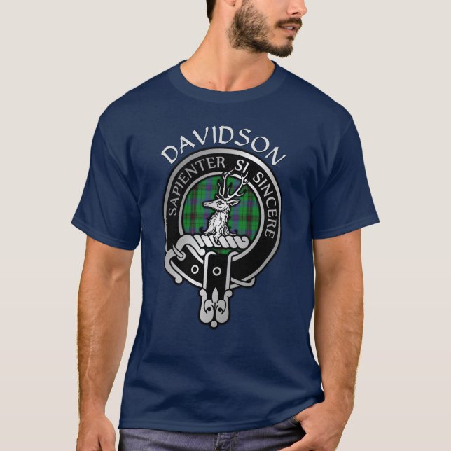 Clan Davidson Crest & Tartan T-Shirt (Front)