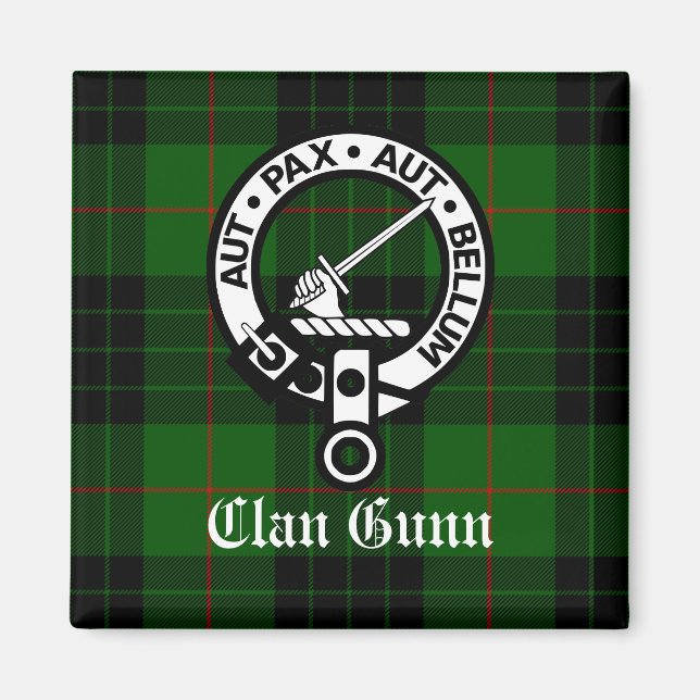 Clan Gunn Crest Badge and Tartan Magnet (Front)