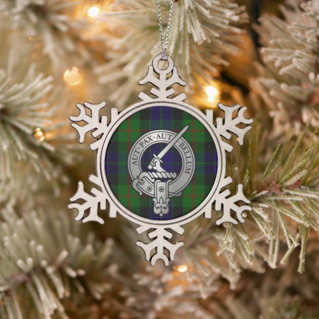 Clan Gunn Crest & Tartan Snowflake Pewter Christmas Ornament (Tree)