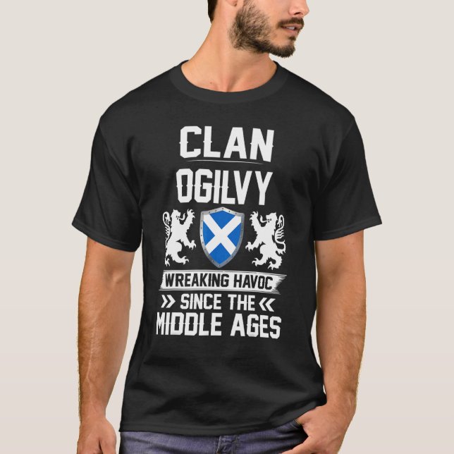Clan Ogilvy Scottish Family Clan Scotland Wreaking T-Shirt (Front)