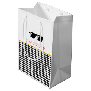 Class of 2025 Graduation Sunglasses Chequered Fun Medium Gift Bag