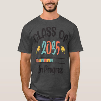 Class of 2035 Grow With Me First Day of School Gra T-Shirt