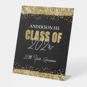 Class Reunion Black and Gold Glitter Welcome Pedestal Sign