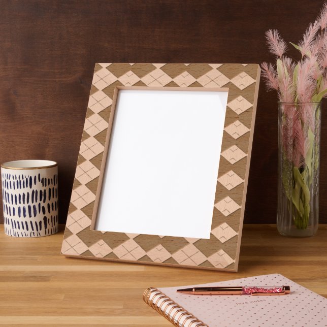 Classic Argyle Pattern Etched Frames (Left)
