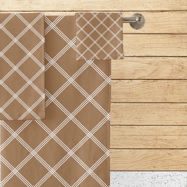 Classic Brown & White Plaid Bath Towel Set (Creator Uploaded)