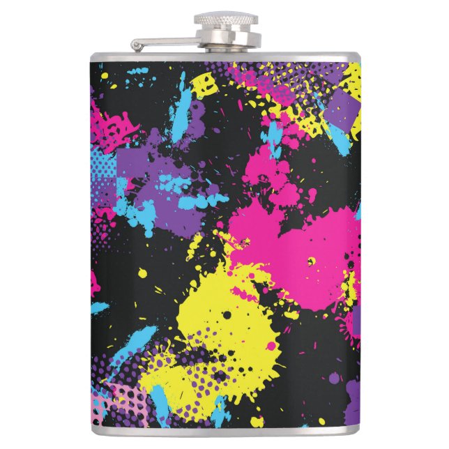 Classic Camouflage: Seamless Vintage Pattern Hip Flask (Front)