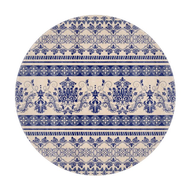 Classic Damask: Ornamental Seamless Wallpaper. Cutting Board (Front)