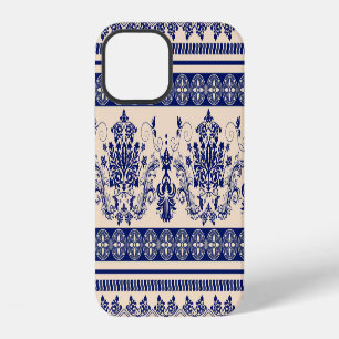 Classic Damask: Ornamental Seamless Wallpaper. iPhone 12 Case