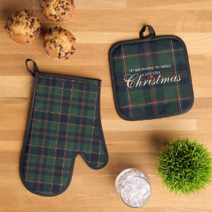 Classic Dark Blue Red Green Plaid Pattern Oven Mitt & Pot Holder Set