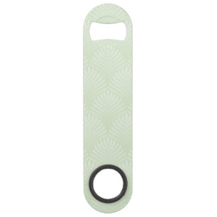 Classic foliage pattern in white and green