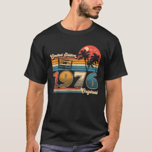 Classic Gifts Funny Retro Made in 1976 1976 Design T-Shirt