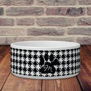 Classic Houndstooth Check Pattern