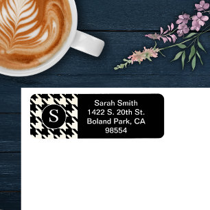 Classic Houndstooth Pattern Black and White