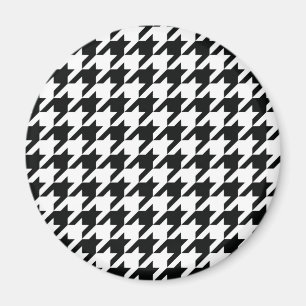 Classic Houndstooth Pattern: Black & White Vintage Magnet