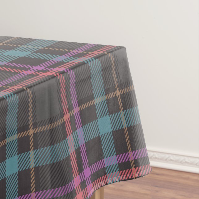 Classic Plaid Pattern Tablecloth (In Situ)