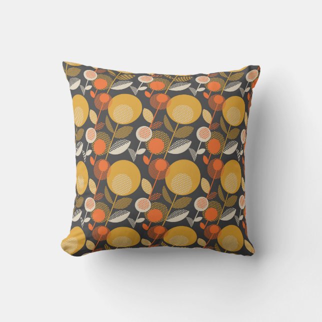 Classic Retro Floral Pattern Cushion (Front)