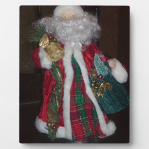 Classic Santa Claus: A Timeless Holiday Icon Plaque