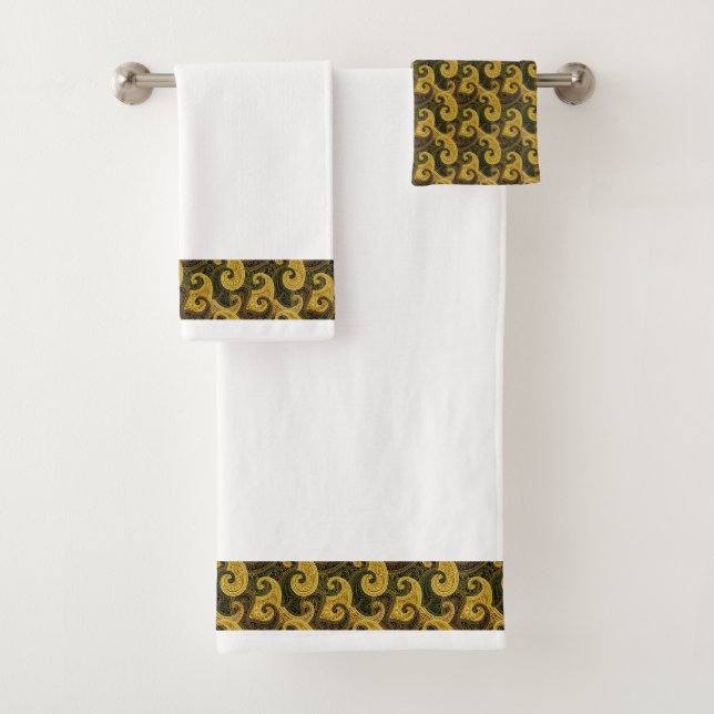 Classic Styles Scrollwork Bath Towel Set (Insitu)