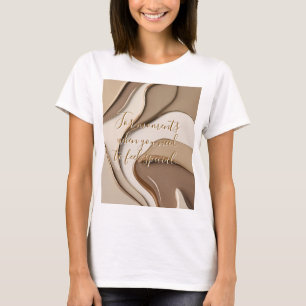 Classic t-shirt in stylish abstract graphic