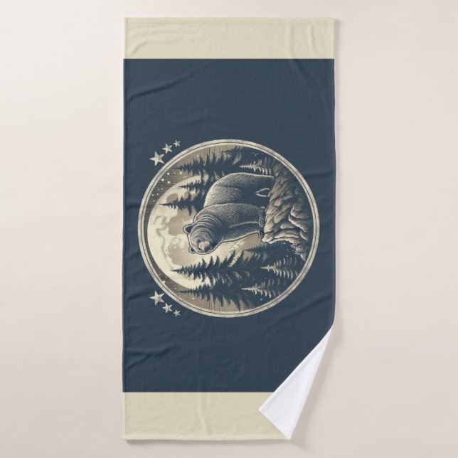 Classic/vintage wilderness bear bath towel (Bath Towel)