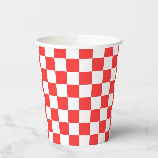 Classic visual red chequerboard  paper cups (Left)