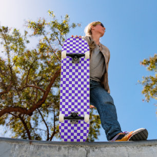 Classic visual violet checkerboard skateboard