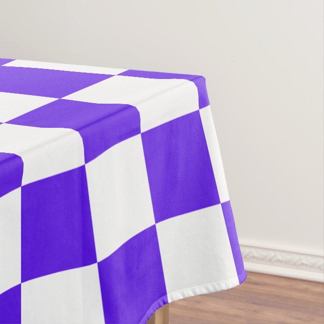 Classic visual violet chequerboard  tablecloth (In Situ)