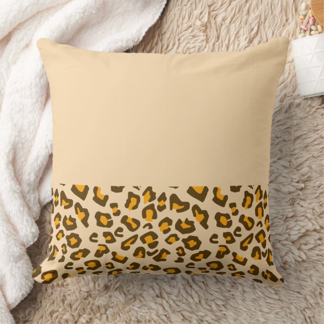 Classic Wild Leopard Print Pattern Cushion (Blanket)