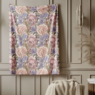 Classic William Morris Cosy Elegance pastel colour Fleece Blanket