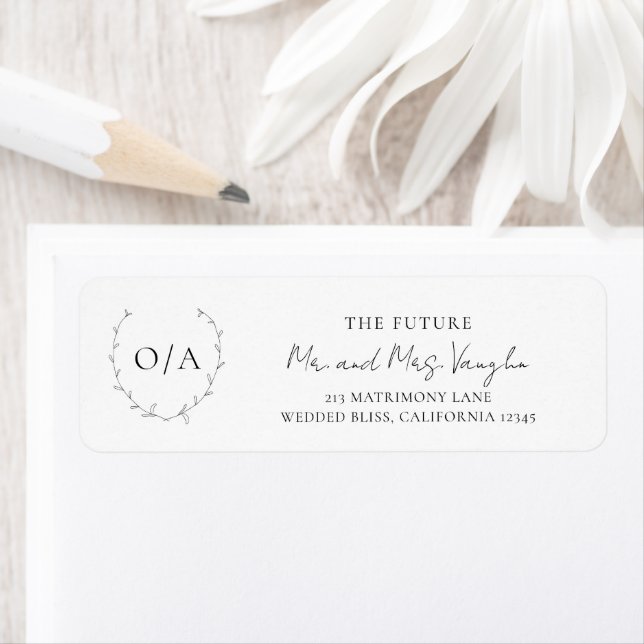 Classic Wreath Crest Monogram Elegant Wedding (Insitu)