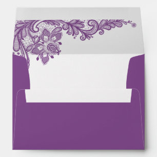 Classy Lavender Purple Lace   5 x 7 Mailing Envelopes