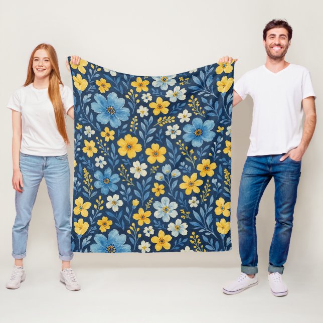 Classy Shabby Chic French Floral Art Pattern Duvet Fleece Blanket (In Situ)