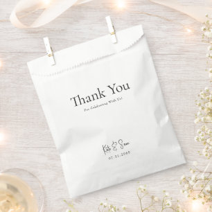 Classy Simple White Wedding Favour Bags