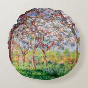 Claude Monet   Printemps a Giverny, 1903 Round Cushion