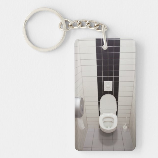 Clean Tiled Bathroom Key Ring (Front)