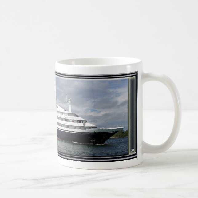 Clelia II mug (Right)