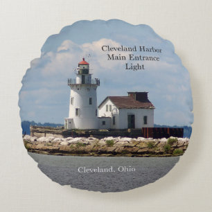 Cleveland Harbour Main Entrance Lights round pillo Cushion