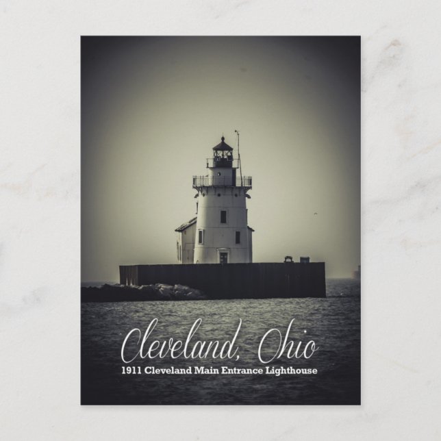 Cleveland, Ohio - 1911 Main Entrance Lighthouse Postcard (Front)