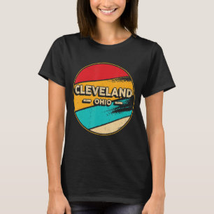 Cleveland Ohio Retro Vintage Sunset US State Cleve T-Shirt
