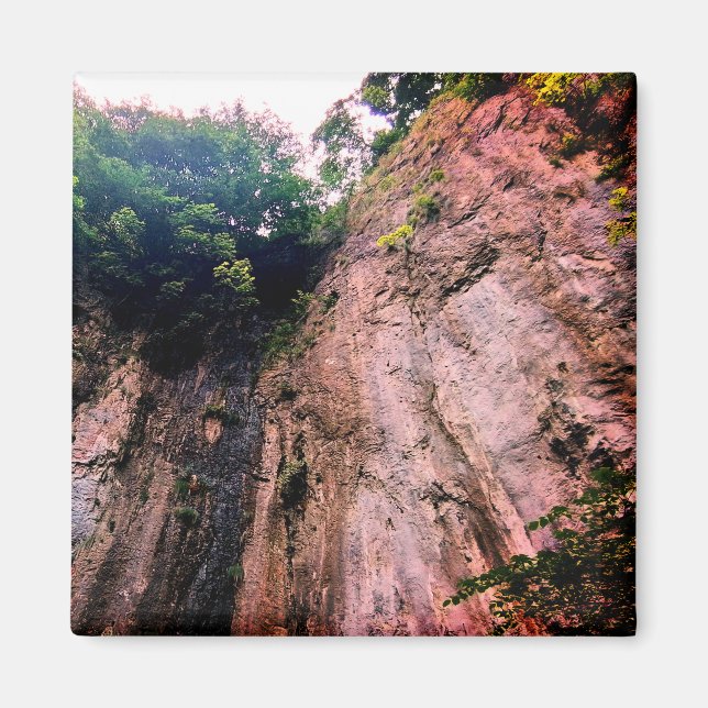 Cliff side magnet (Front)