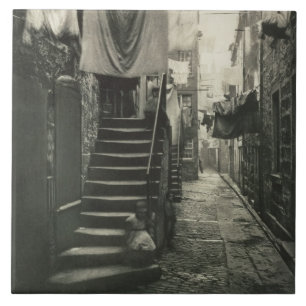 Close no. 193, 17-27 High Street, Glasgow, from 'O Tile