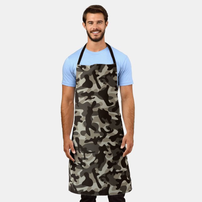 Close Quarter Camouflage Apron (Worn)